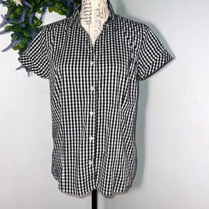 Liz Claiborne,LP, short sleeve button, front gingham, stretchy checkered print